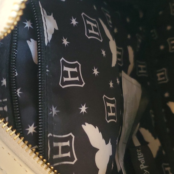 Loungefly Harry Potter Hedwig Howler Mini Backpack - Picture 5 of 5